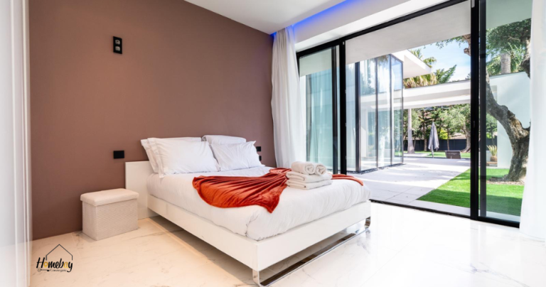 chambre a coucher villa moderne a la location sur mougins 768x404
