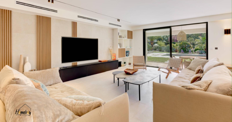 espace de vie villa location Mougins 06 1 768x404
