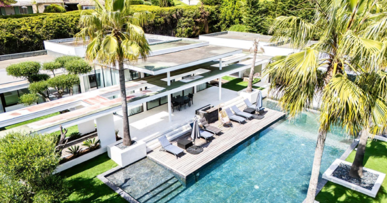 exterieur villa moderne a louer sur mougins 768x404