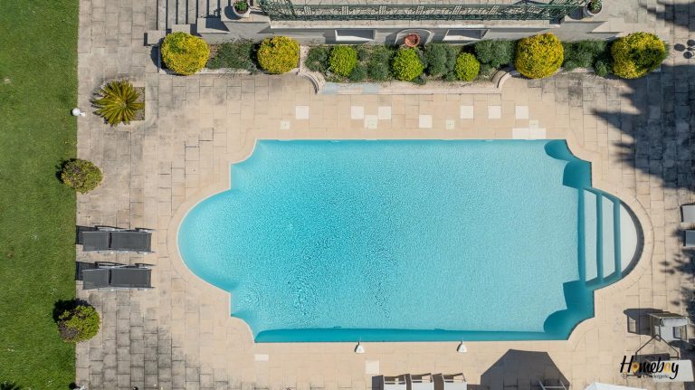 location villa luxe cannes piscine 768x431