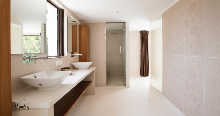 salle de bain maison a louer golfejuan 768x404